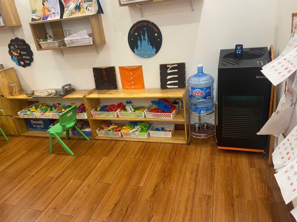 máy lọc không khí cho em bé 